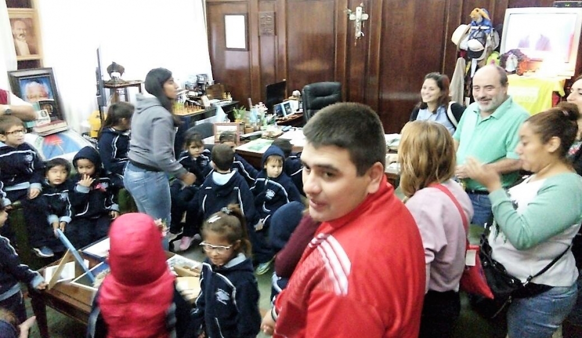 Niños y niñas del jardín Nubecita visitaron el Palacio Municipal