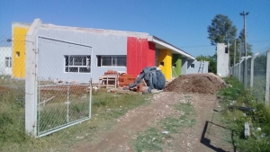 Continúa la construcción del Jardín Maternal del barrio El Prado