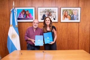 Curutchet y Tolosa Paz firman convenio por el Espacio Colonia Guitierrez
