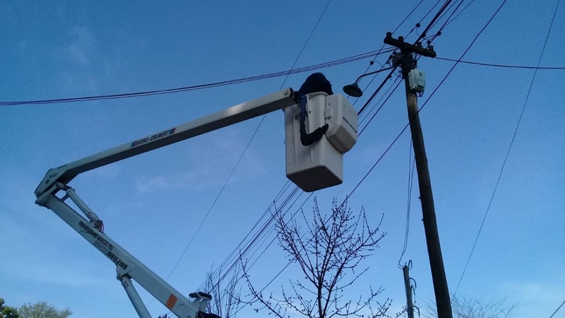 Reparación y reposición de luminarias en San Eduardo