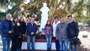 Homenaje a Mariano Moreno en el Día del Periodista