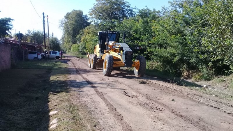Nivelado de calles en Martín Fierro