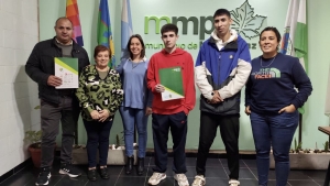Entrega de apoyos económicos
