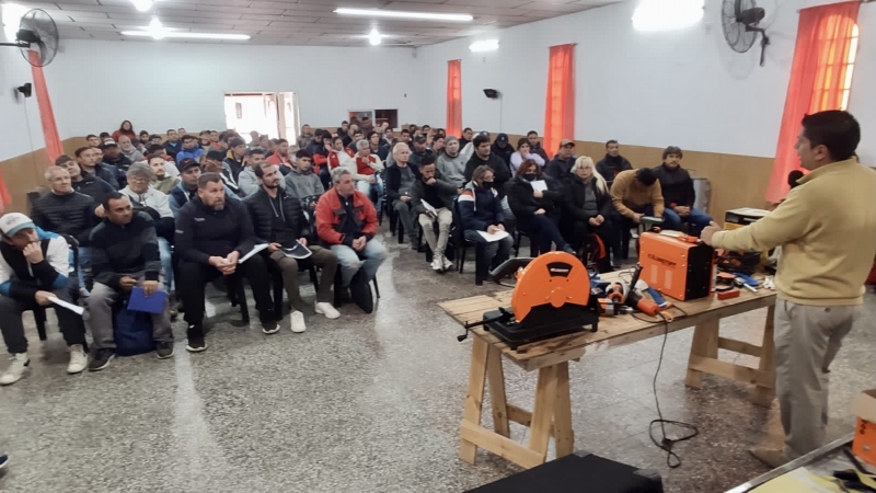 Nueva jornada del curso de herrería