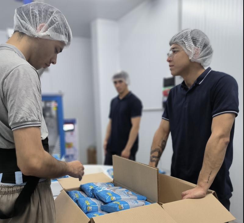 Primera producción de la leche en polvo Marcos Paz