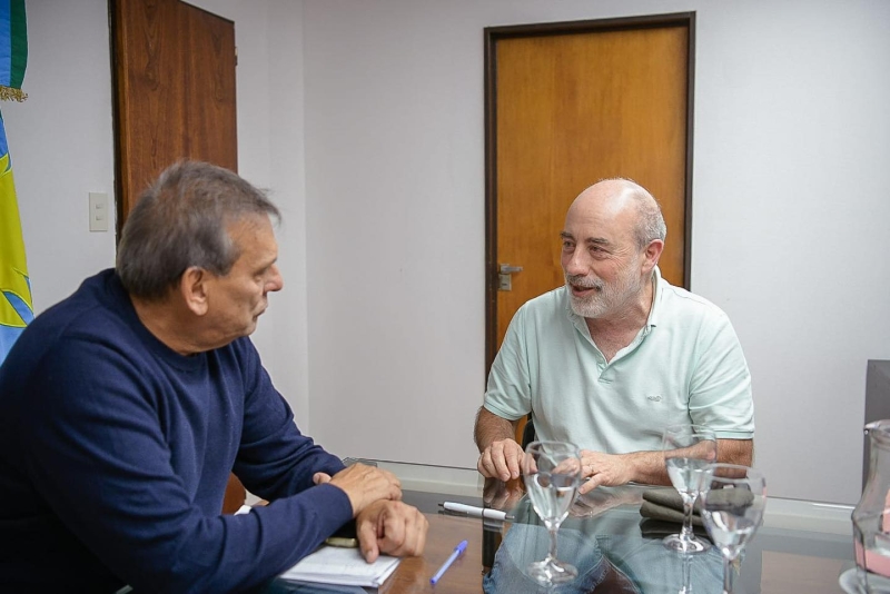 Reuni&oacute;n de trabajo y convenio con el ministerio de Transporte
