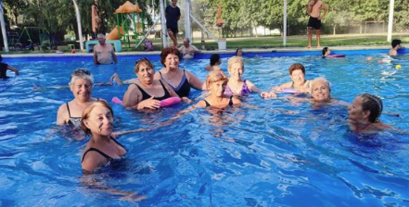 Adulto mayores de Marcos Paz disfrutan de la colonia municipal