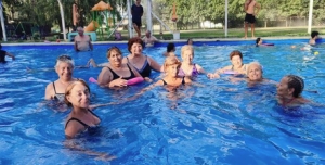 Adulto mayores de Marcos Paz disfrutan de la colonia municipal