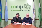 Curutchet firma convenio con el ministro Sileoni