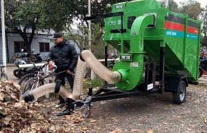 El Municipio incorpor&oacute; una m&aacute;quina aspiradora y trituradora de hojas