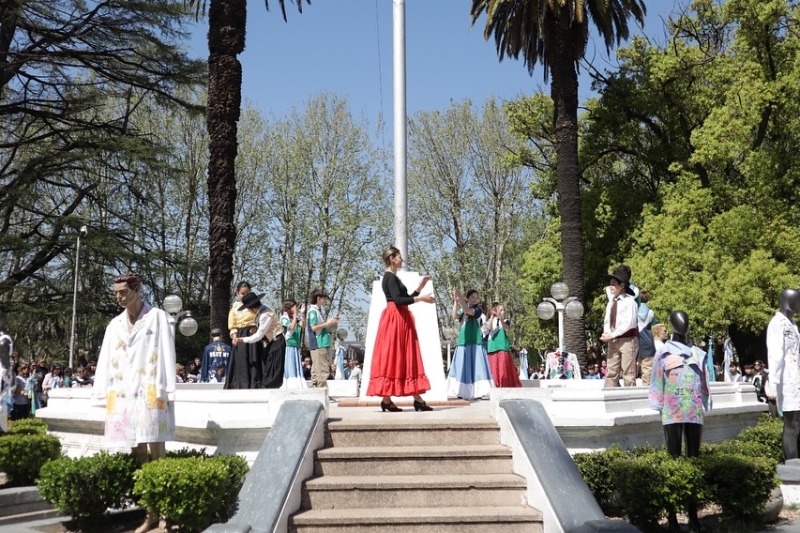 Acto por el día del maestro y la maestra