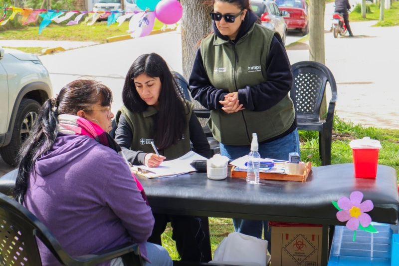 El CAPS USAM celebr&oacute; la primavera con una jornada de promoci&oacute;n de la salud
