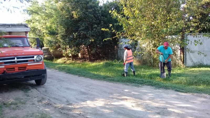 Limpieza de desagües pluviales en El Lucero