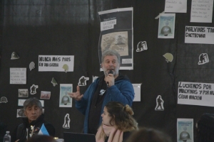 Se present&oacute; el libro La &Uacute;ltima Batalla de Edgardo Esteban