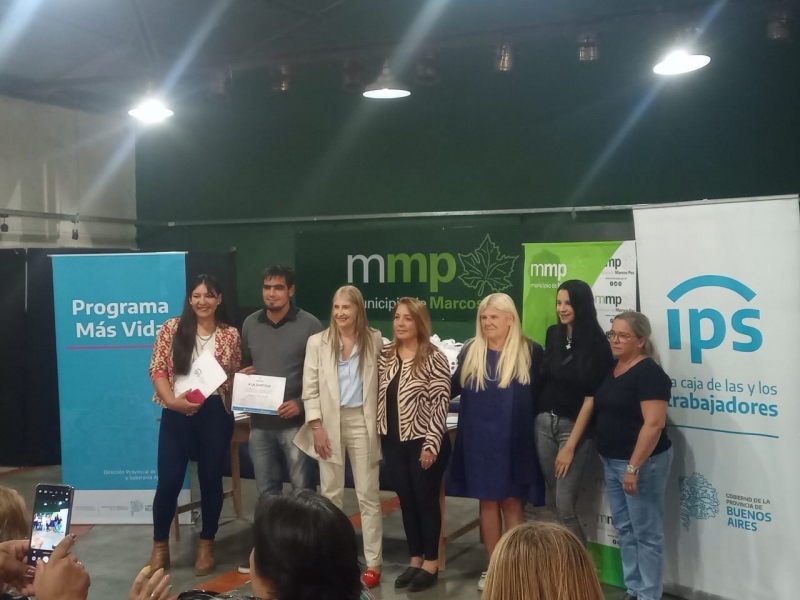 Entrega de subsidios del programa Más Vida