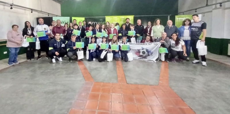 Entrega de reconocimiento a medallistas de los Juegos Bonaerenses