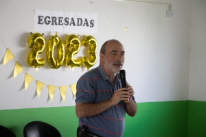 Entrega de certificados a Promotoras de Salud