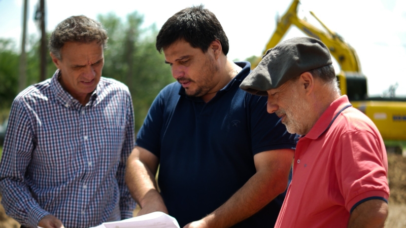 Curutchet y Katopodis dan inicio a una nueva obra de pavimento en Marcos Paz