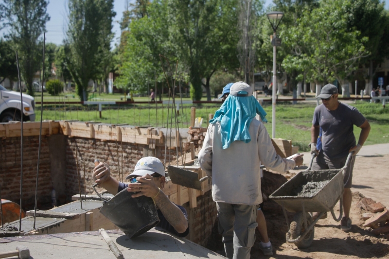 Obras en la pista de Skate