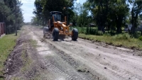 Obras y Servicios, nivelado de calles en barrio Urioste