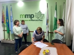 El Municipio hizo entrega de un apoyo económico al Jardín Nº909 del barrio Torchiaro