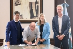 Curutchet y Kicillof firmaron un convenio para brindar financiamiento a emprendedores